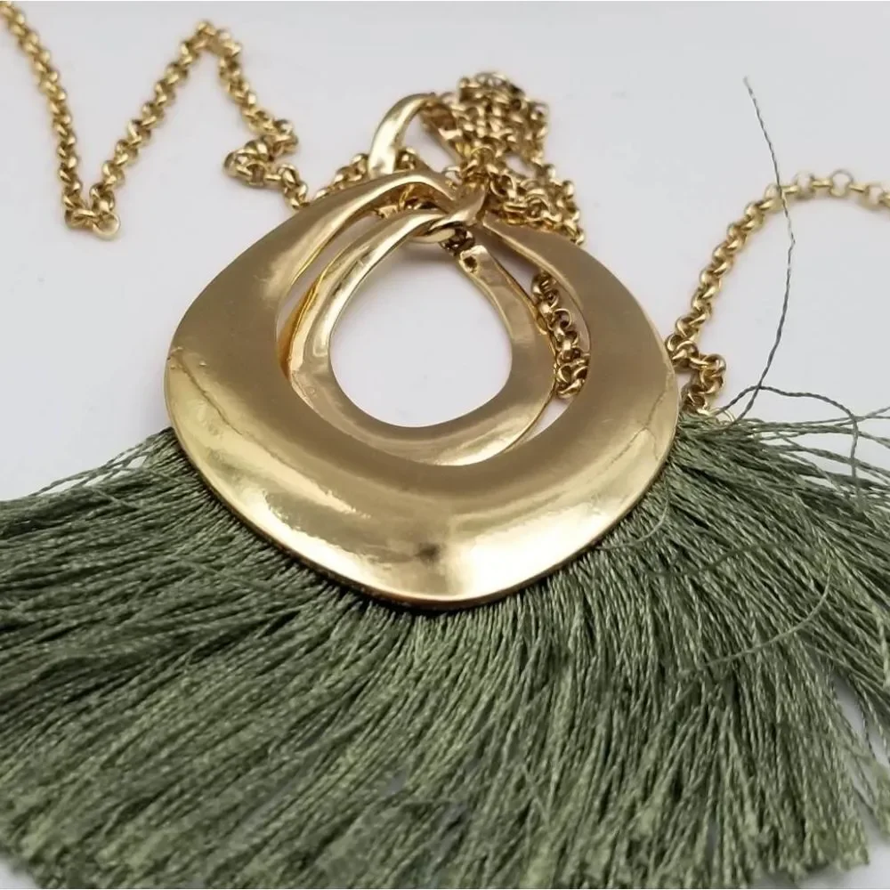Green tassel statement necklace boho bohemian‎